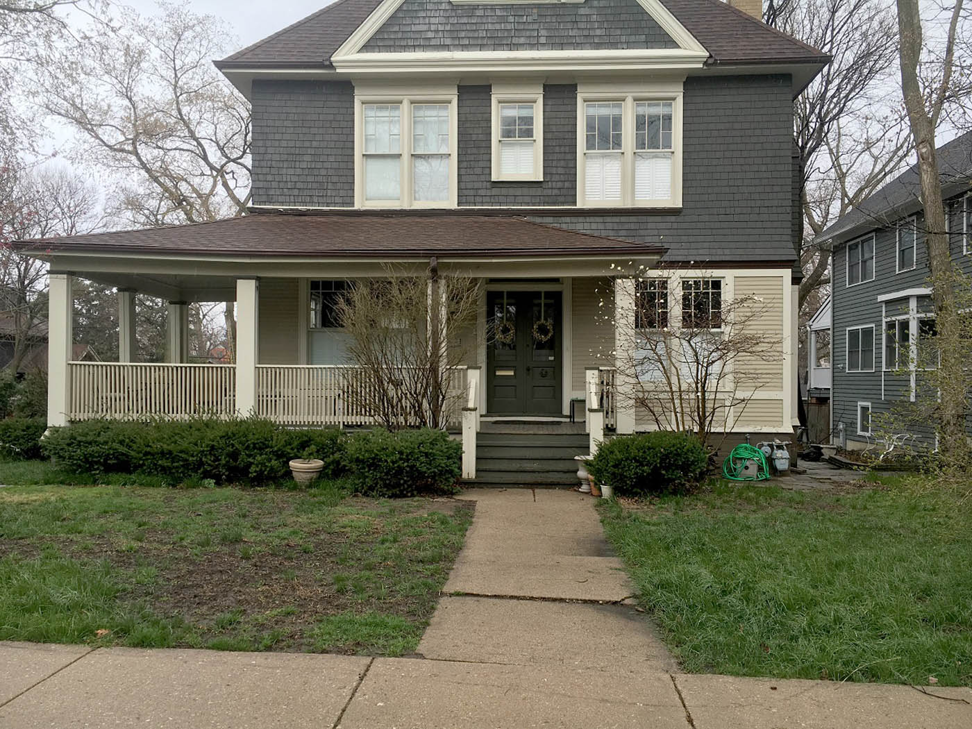 beforefountain-spray-clay-paver-driveway-Nature's Perspective Landscaping