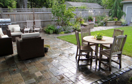 Richcliff paver patio and Brussels Dimensional seatwalls
